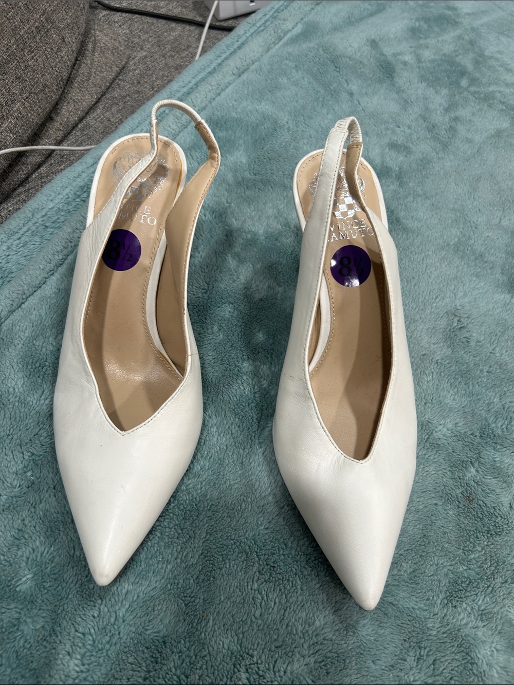 Vince Ivory White Leather Pointed Slingback Pumps